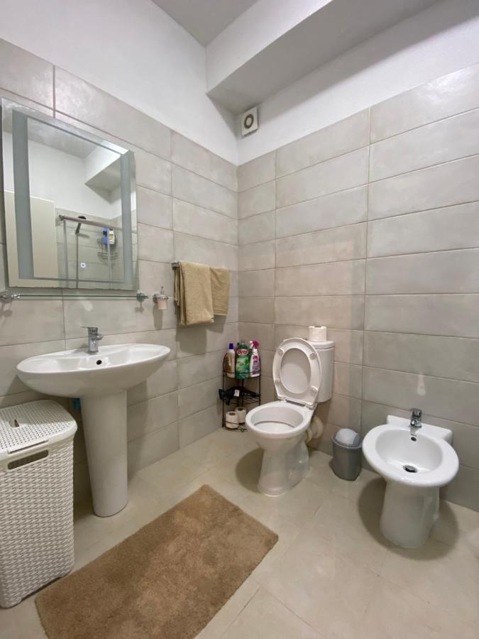 Apartment Cozy Apt In Mangalem21 Wifi/ac/netflix Tirana