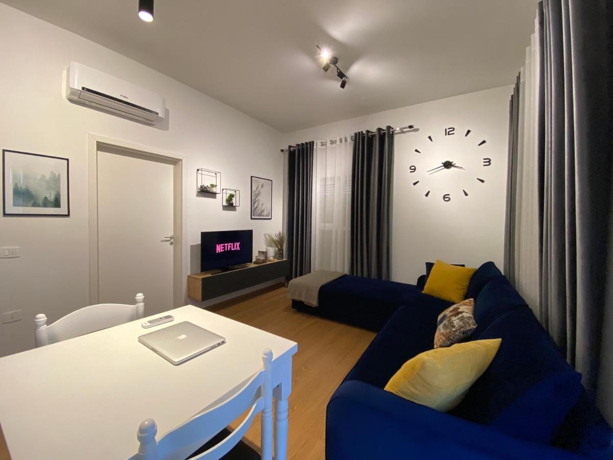 Apartment Cozy Apt In Mangalem21 Wifi/ac/netflix