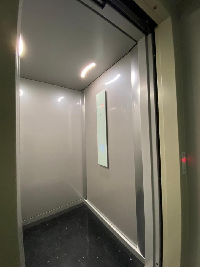 Cozy Apt In Mangalem21 Wifi/ac/netflix Apartment *
